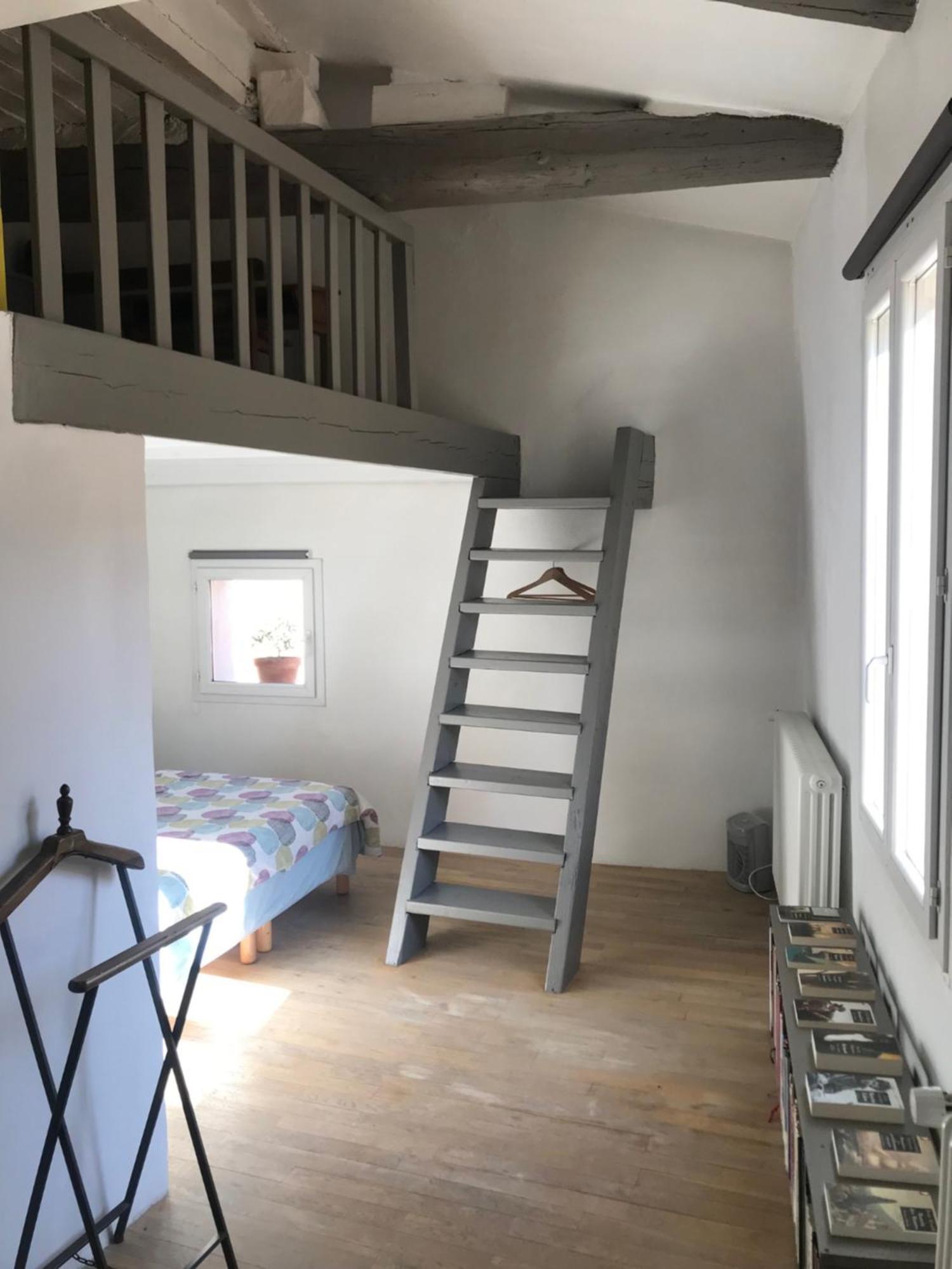 Longo Mai Bed & Breakfast Apt Exterior photo